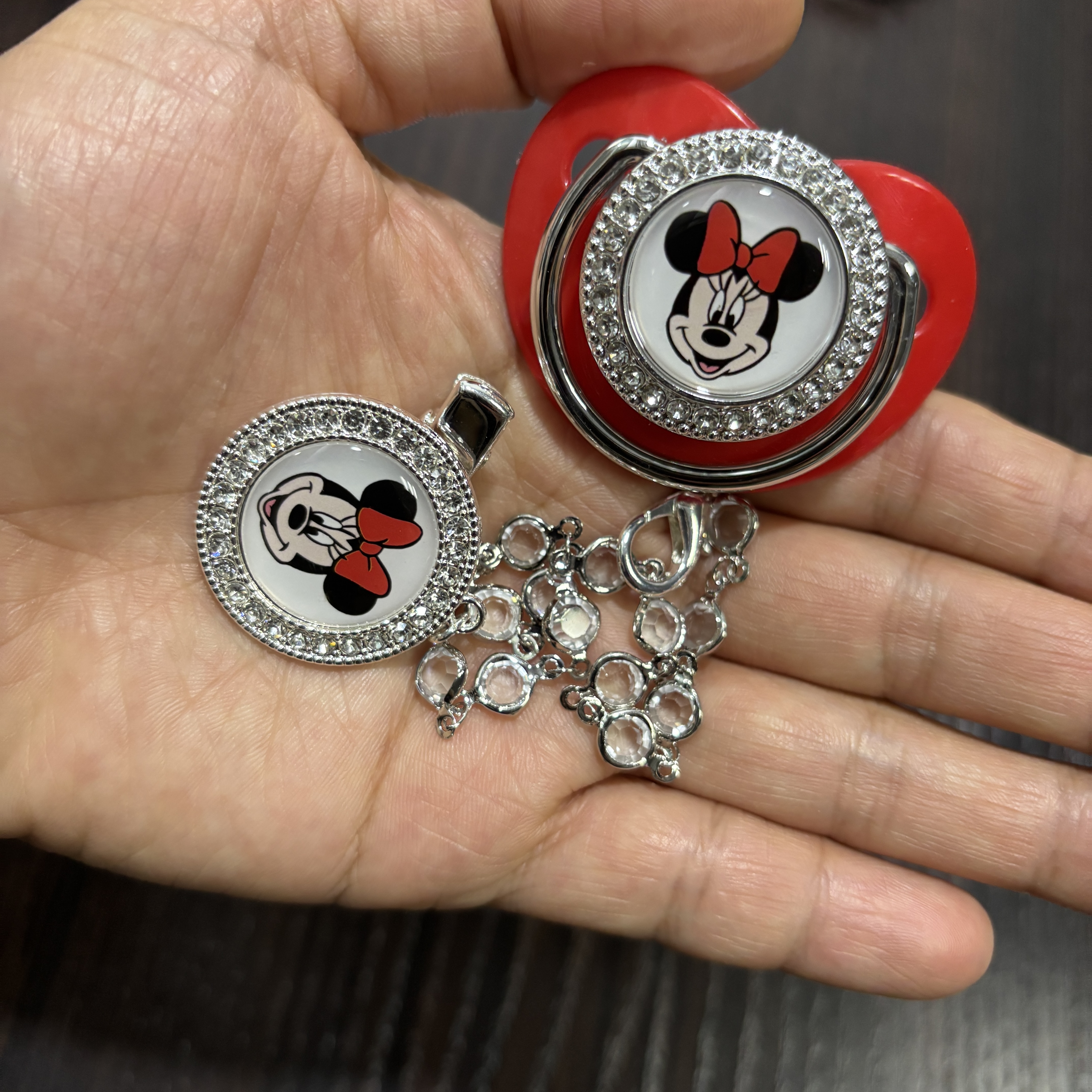 Infant Pacifier with Dust Cap  - Newborn Gift Set บทวิจารณ์และราคา